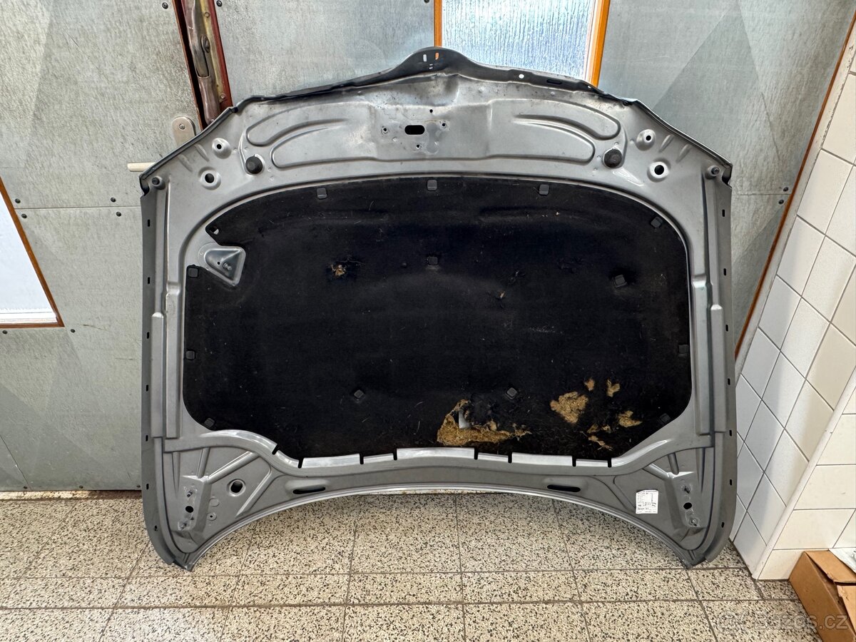 Škoda Superb 2 II kapota - 2