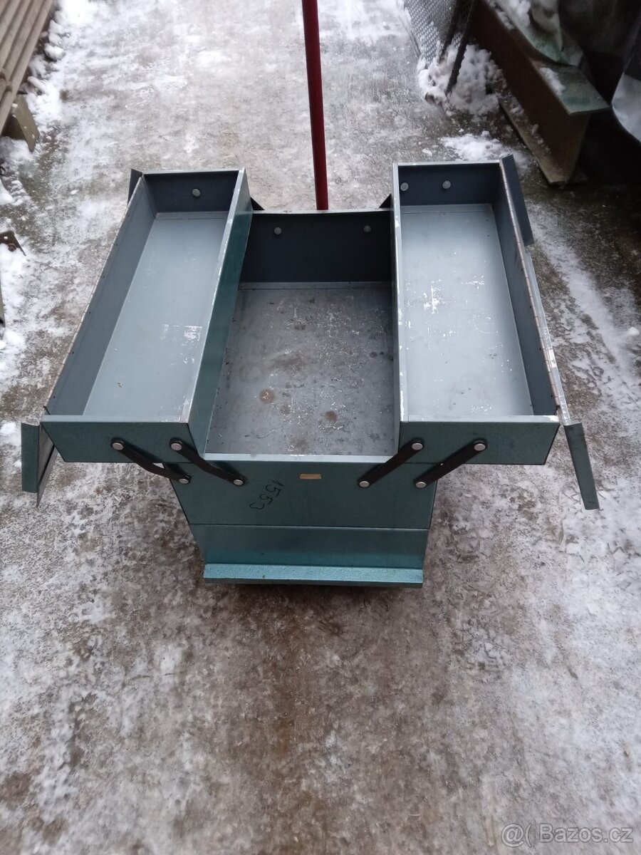 Dílenský vozík zn. Tona - 2