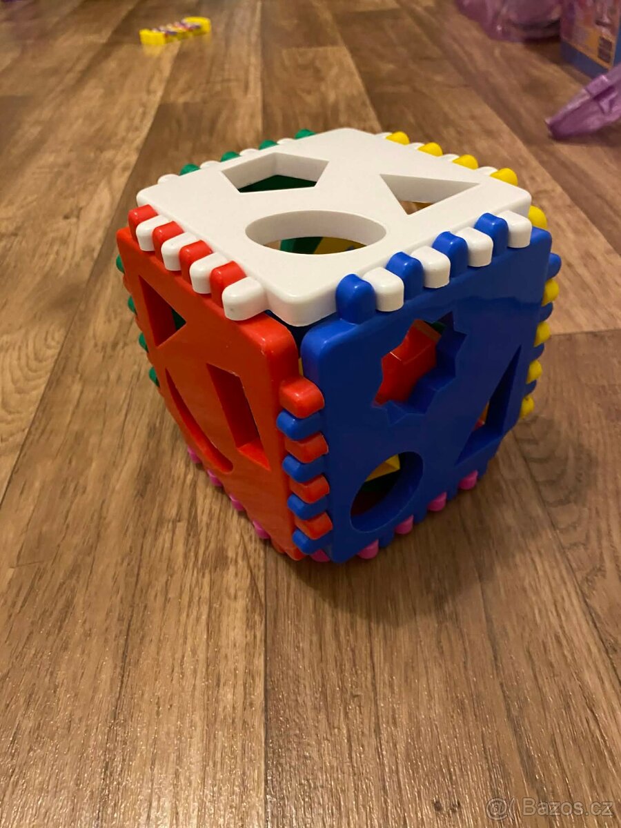 Prodám několik hraček - 2