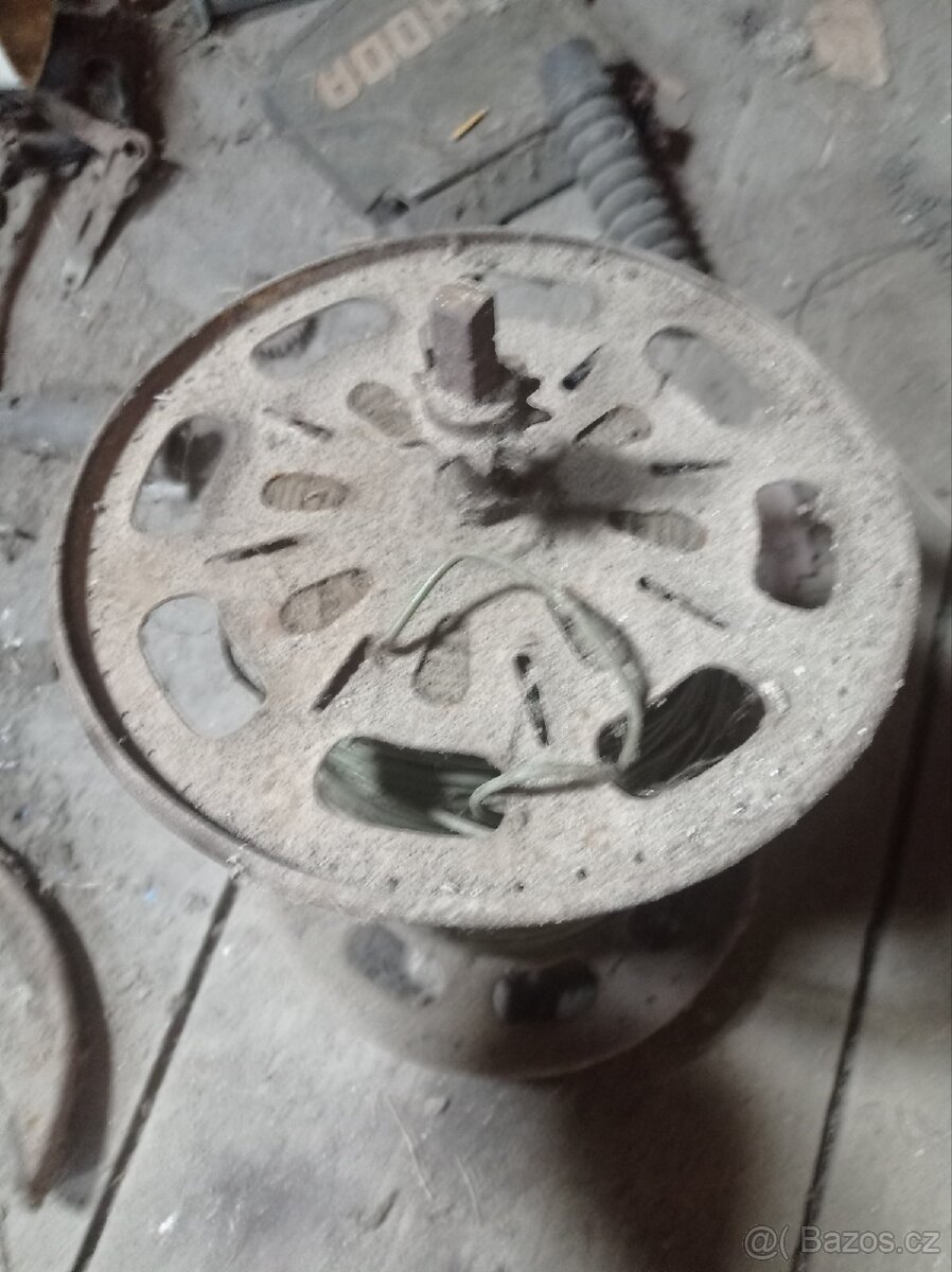 Vojenský polní kabel - 2