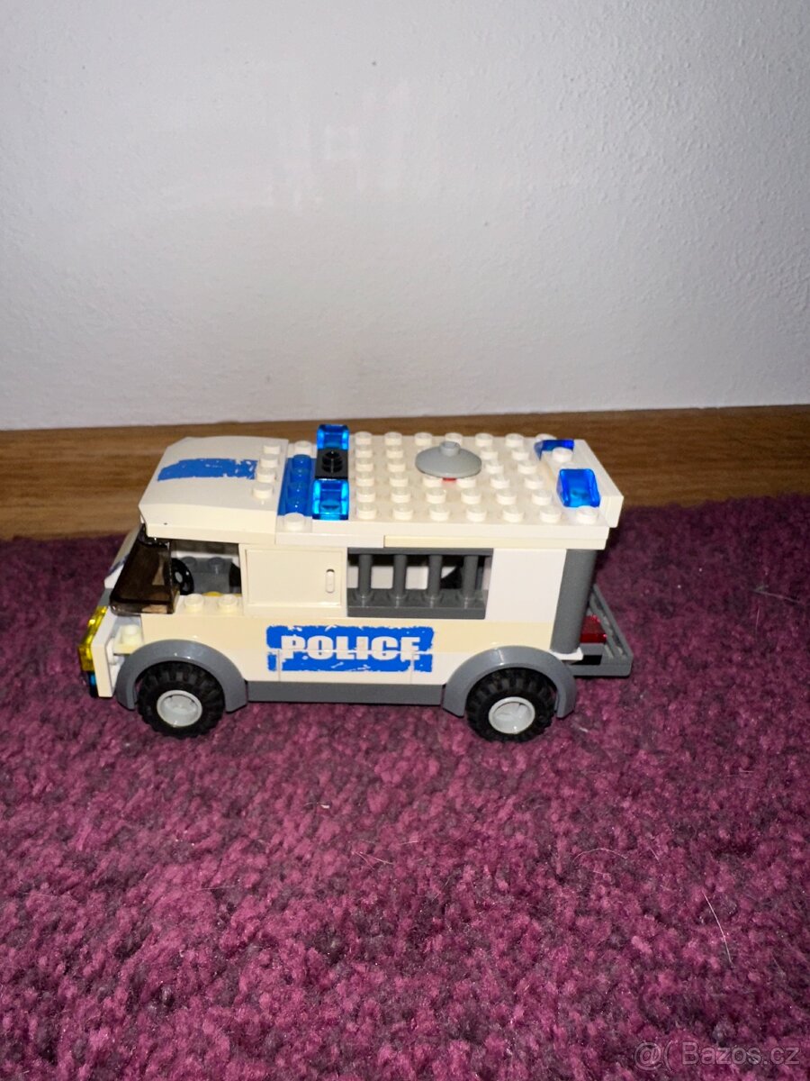 Policejní transporter 7245 - 2