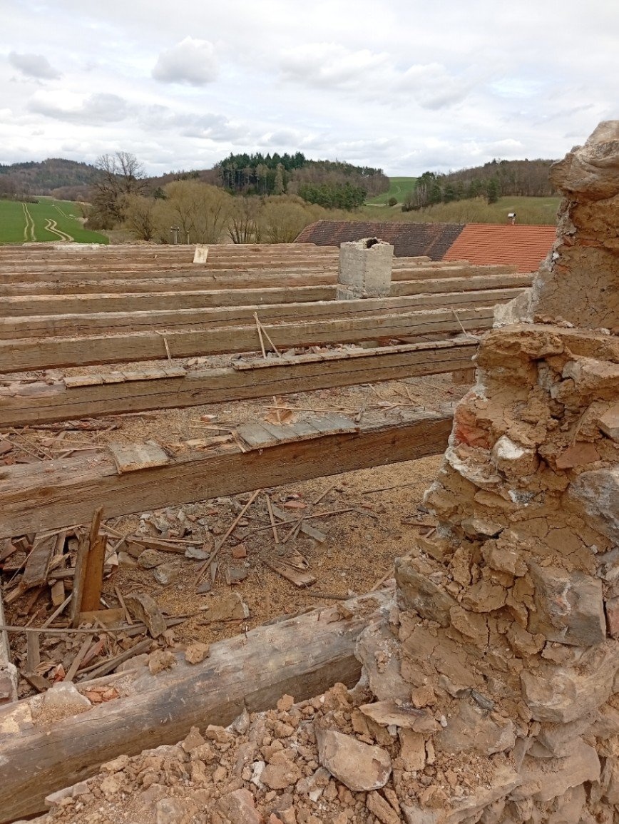 Staré trámy a staré prkna - 2