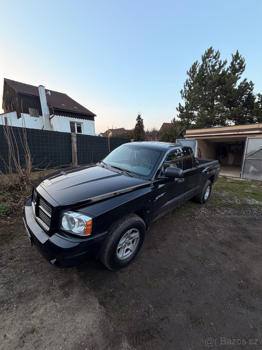 Dodge Dakota - 2