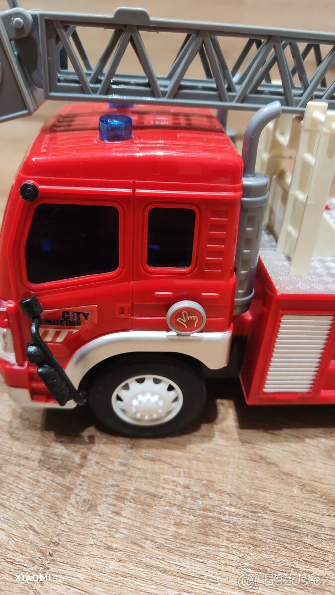 Hasičské auto model - 2