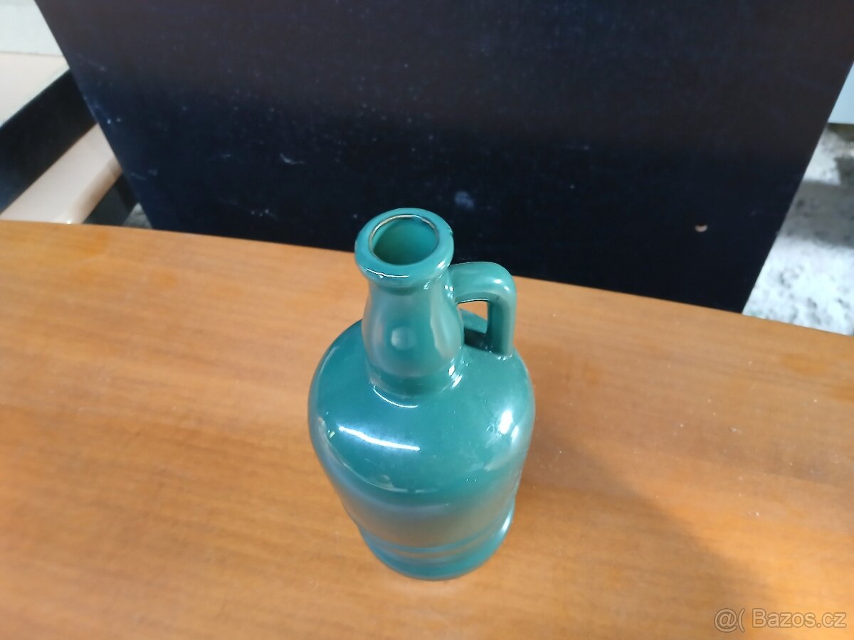 Prodám zelenou keramickou vázu - 2