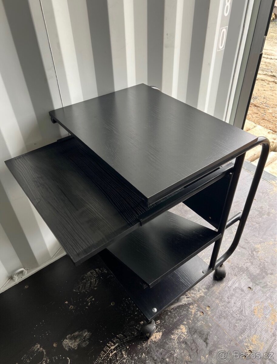 Kancelářský stolek - 2