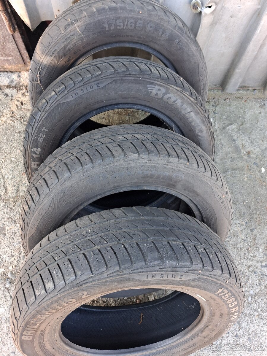 Letni pneu 175/65/14,sada 400kc - 2