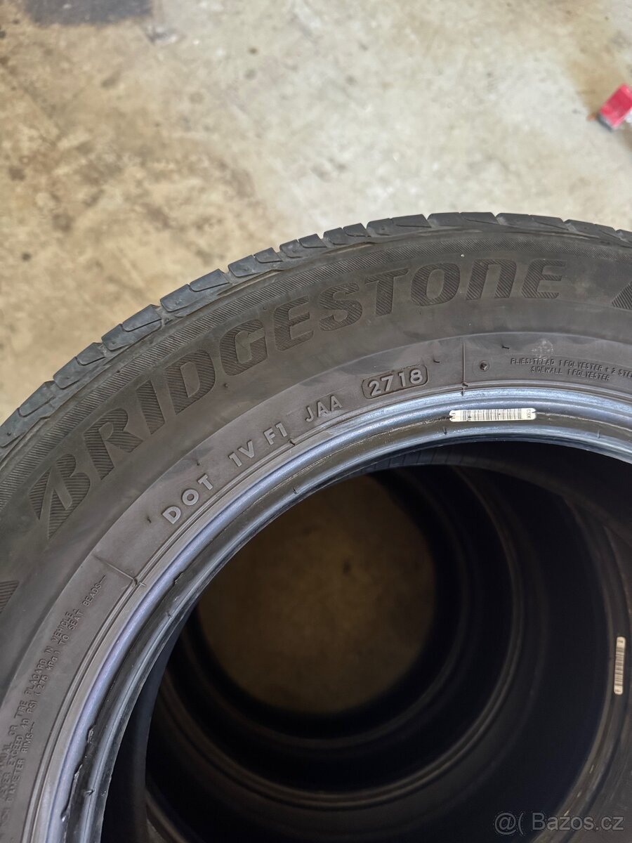 Bridgestone 215/60 r16 - 2