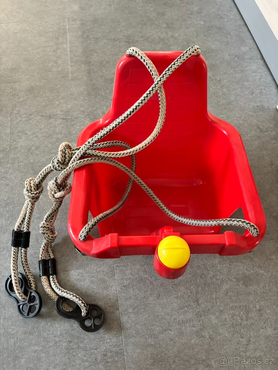 Dětská houpačka – plastová, červená - 2