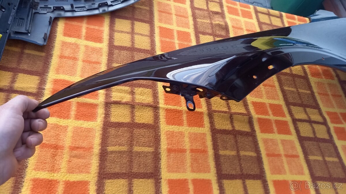 Blatník LP Volvo V90CC - 2