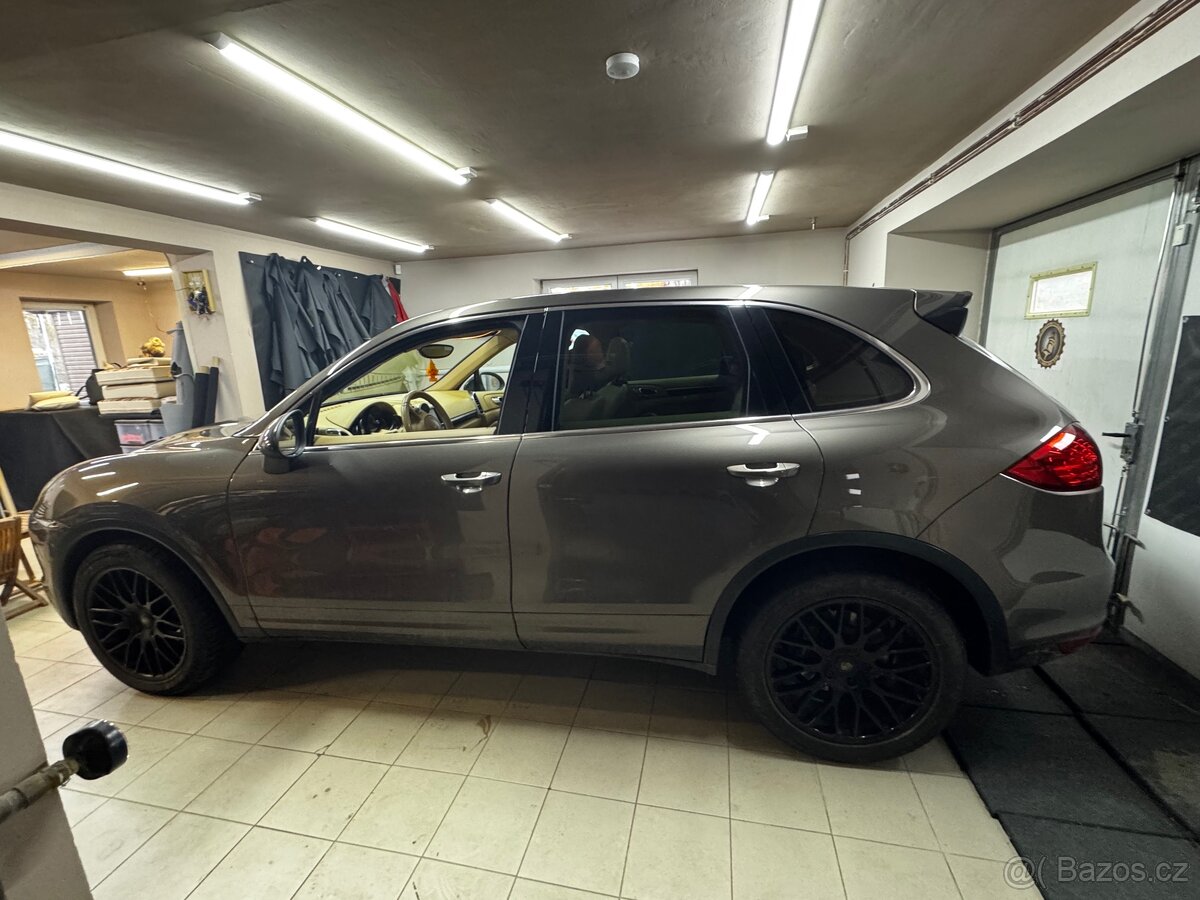 Porsche Cayenne 176 kw - 2