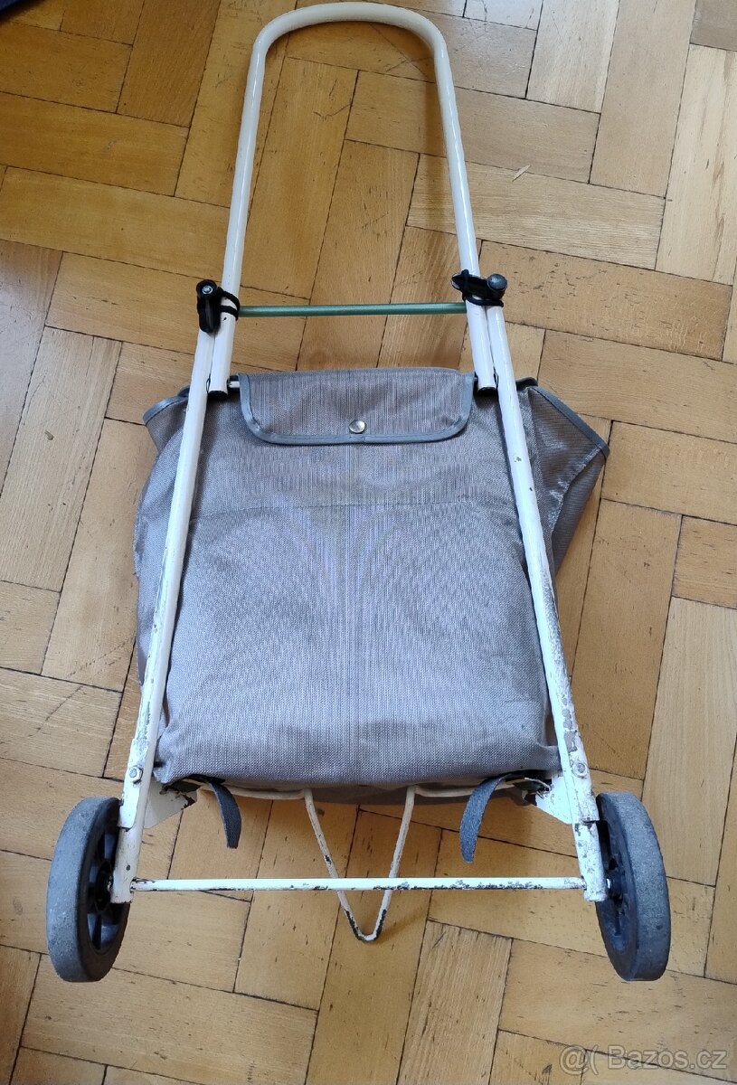 Retro nákupní vozík - 2