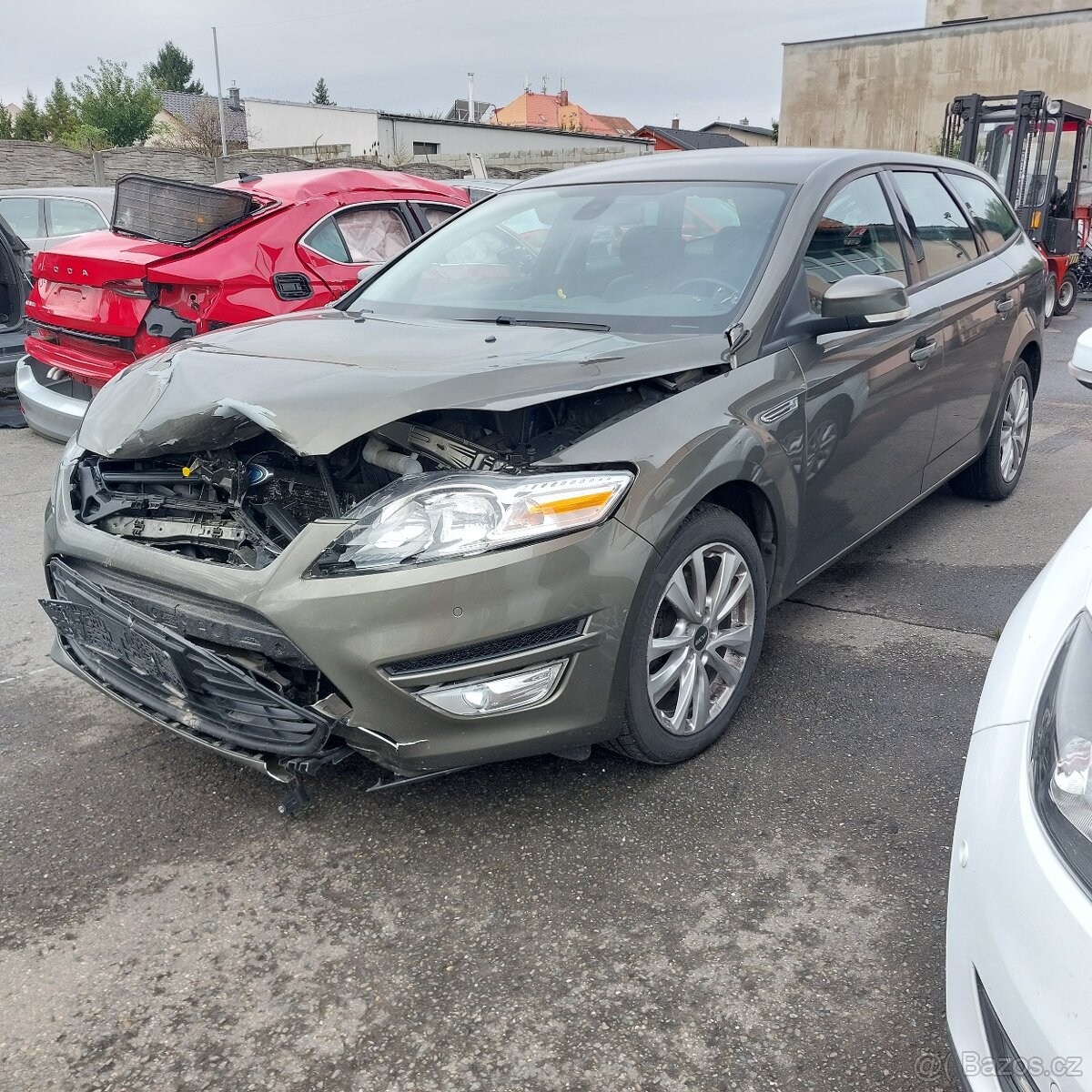 Ford Mondeo Mk4 - náhradní díly - 2