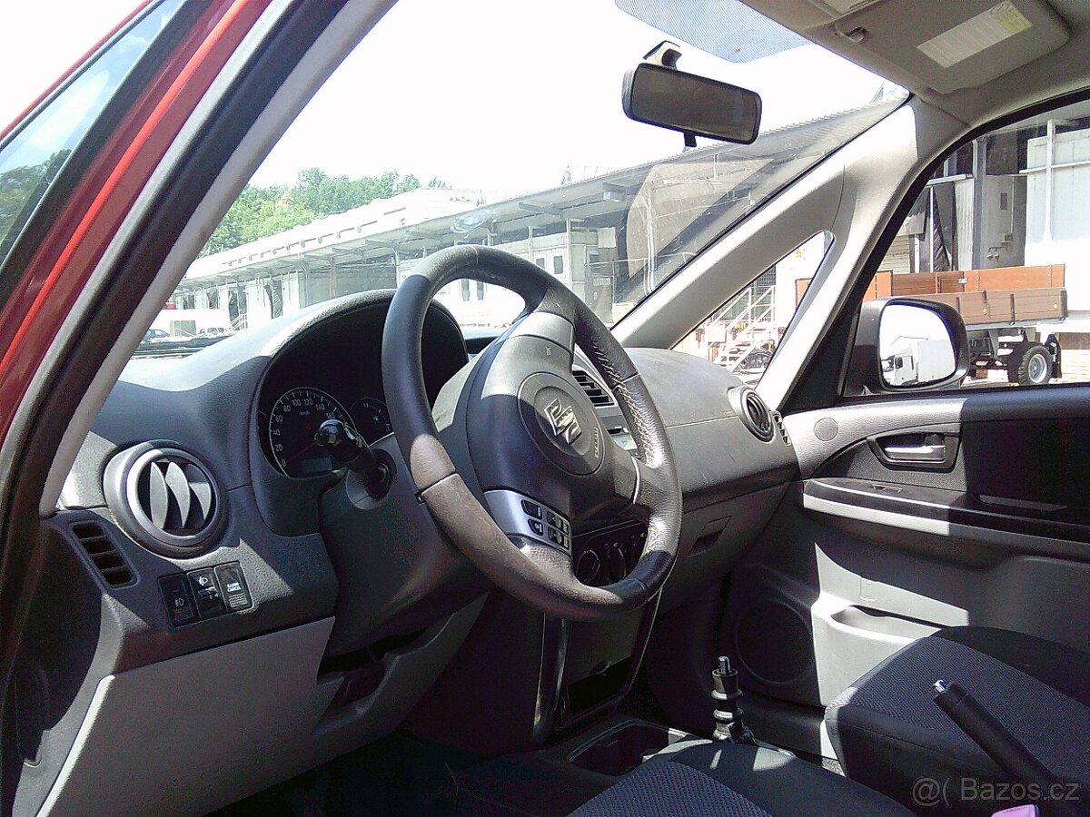 Suzuki SX4 - 2