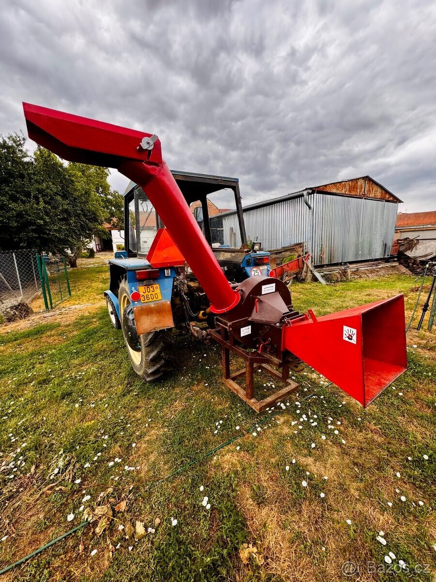 Šnekový štěpkovač JH-8 do průměru 8cm - 2