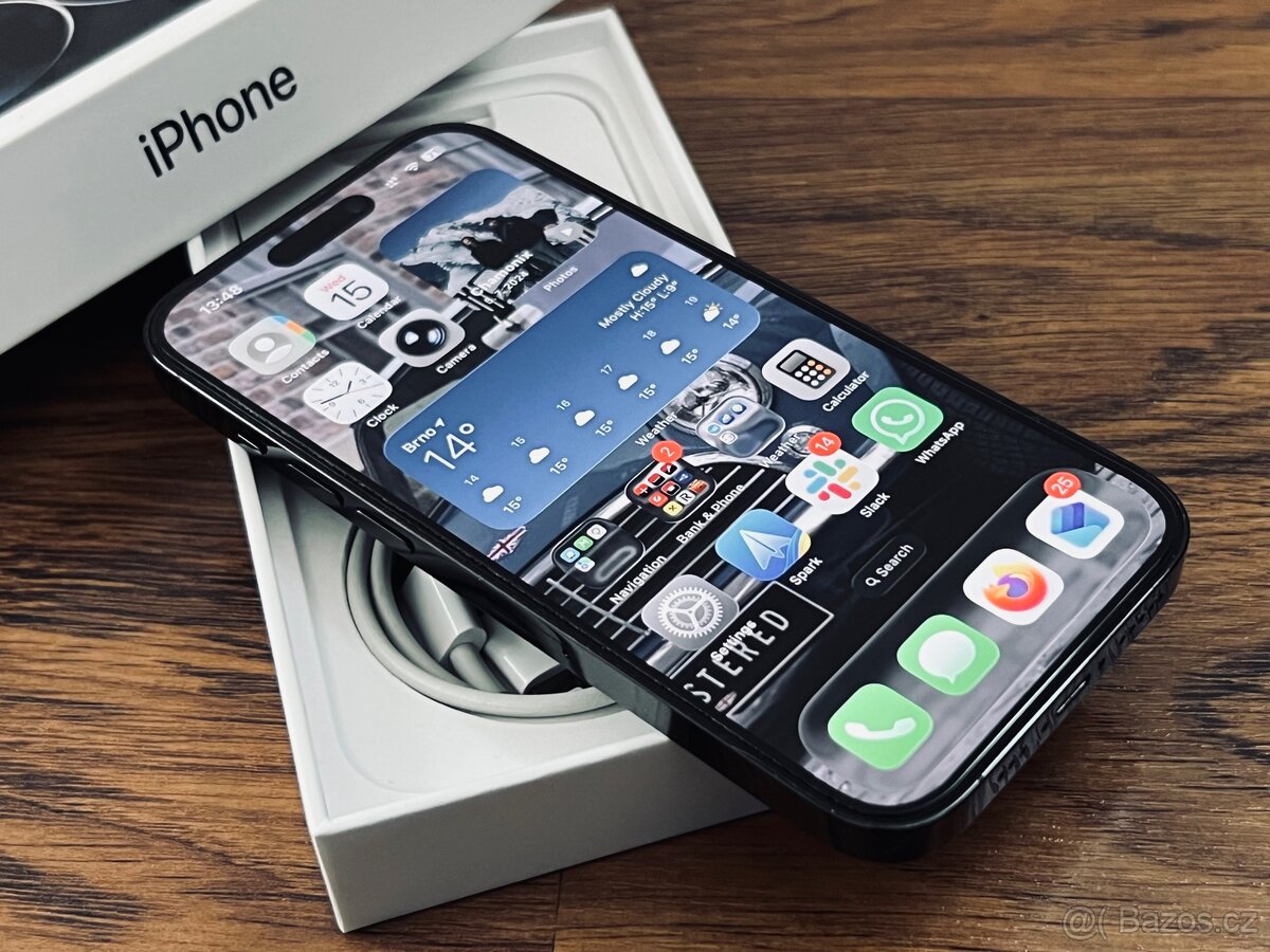  Apple iPhone 14 Pro 128 GB Space Black top stav - 2