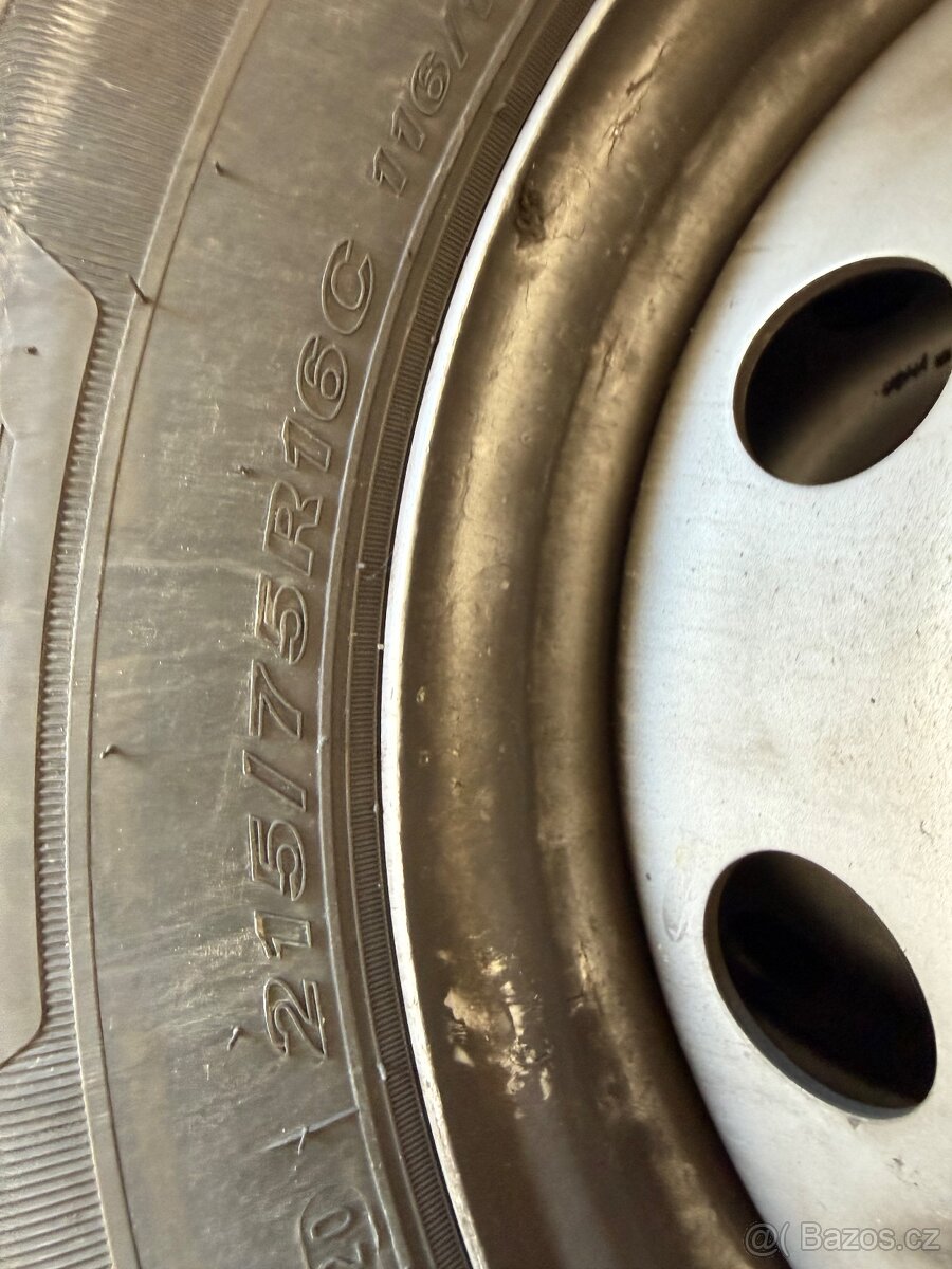 Prodám letní pneu NEXEN 215/75/16C - 2
