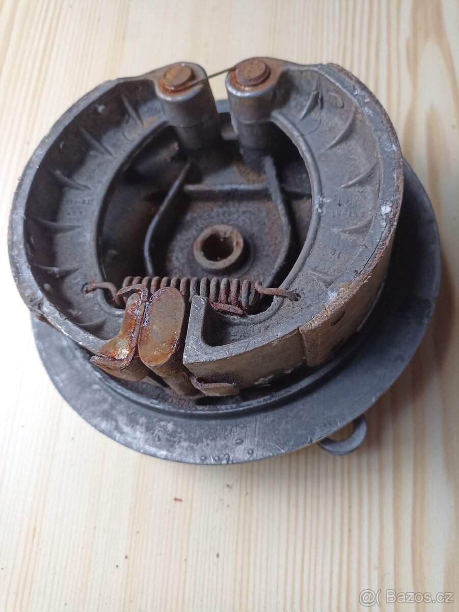 Brzdové štíty Jawa -Čz a jiné - 2