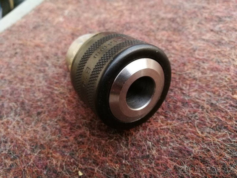 Sklíčidlo,závitník,vrták 19mm,rádiusové měrky - 2