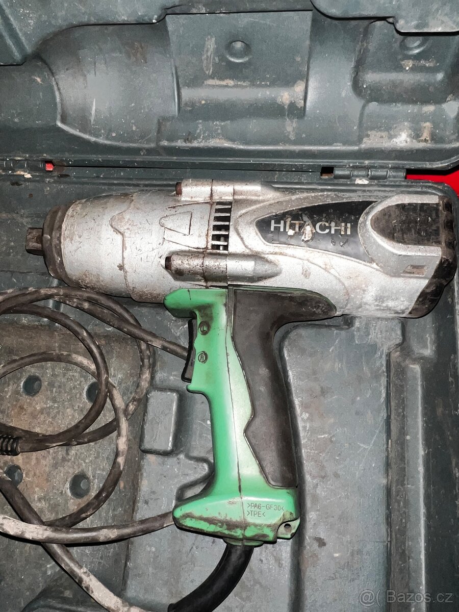 Hitachi WR 22 SA velmi silný utahovák - 2