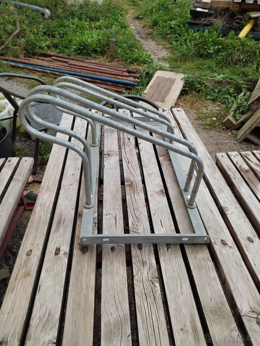 stojany na kola, měděný drát - 2