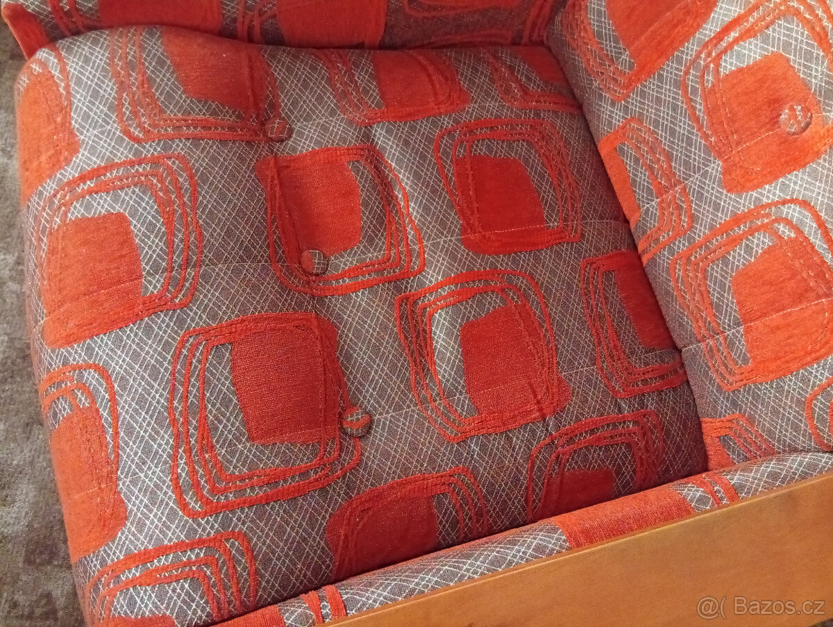 rok staré 2x Křesla 2 x odkládací bobek a 1x stolek - 2