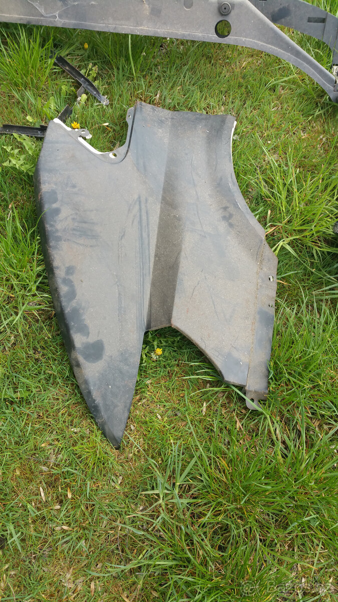 plecové díly a kapoty ford - 2