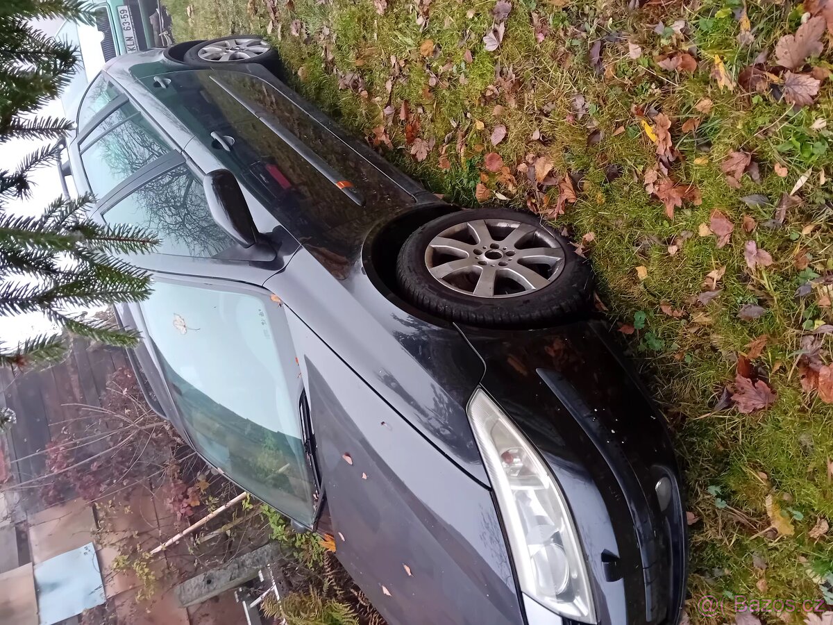 Renault laguna 1.9 dci. 74. KW - 2