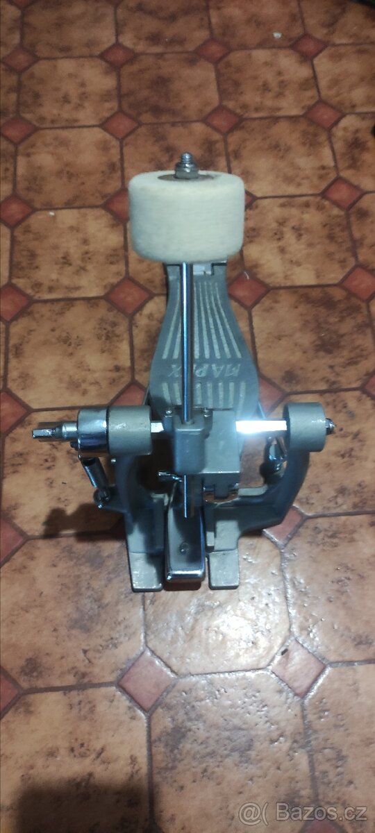 Pedál na bicí Mapex - 2