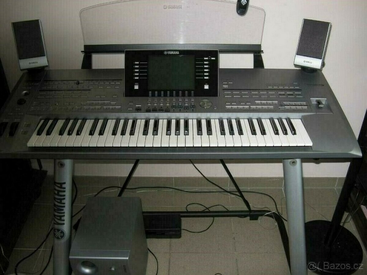 Elektrické klávesy YAMAHA Tyros 5 XXL s 61 klávesami ve výbo - 2