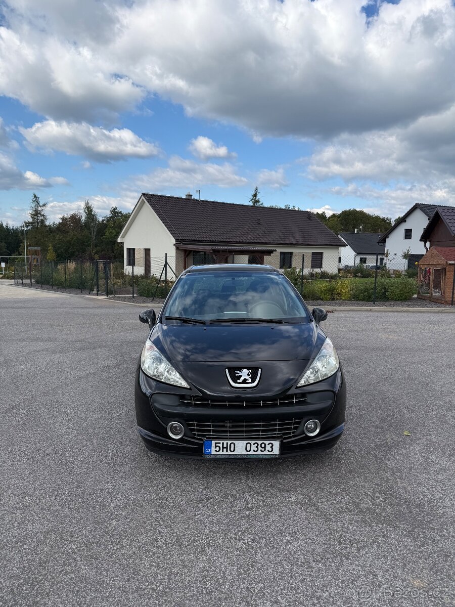 Peugeot 207 1.4 benzín 70kw - 2