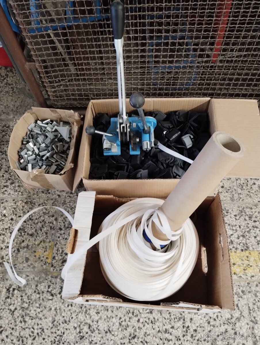 Ruční páskovací strojek / kleště na plastovou pásku (PP/PET) - 2