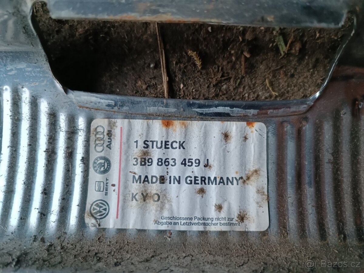 Lišta kufru chrom Passat B5 variant - 2