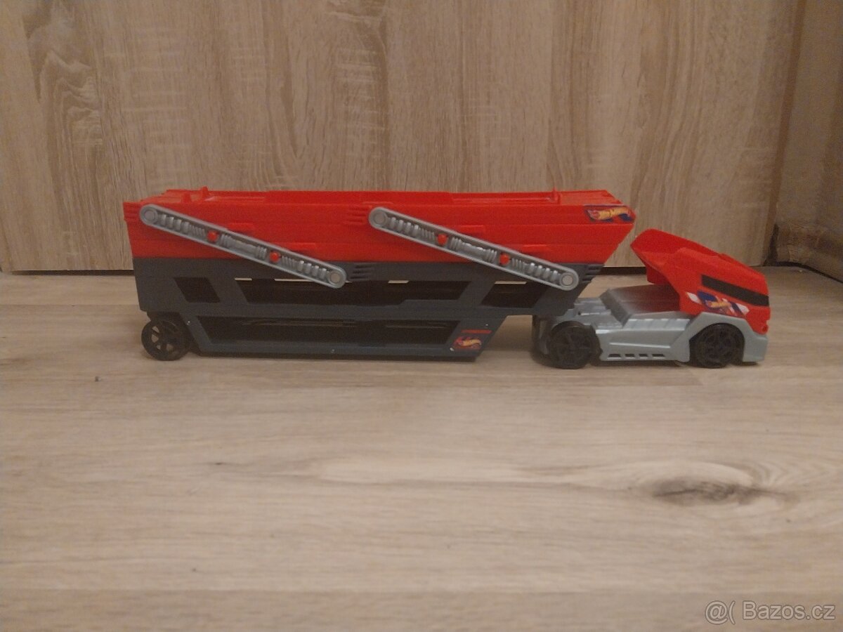 Hot Wheels auto tahač nákladní auto - 2