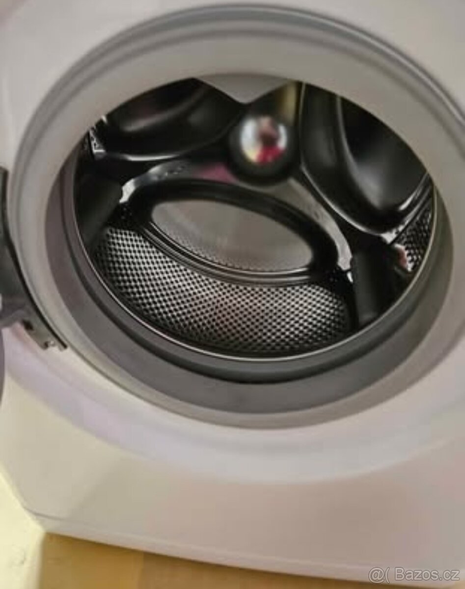 Prodam pracku Whirpool - 2