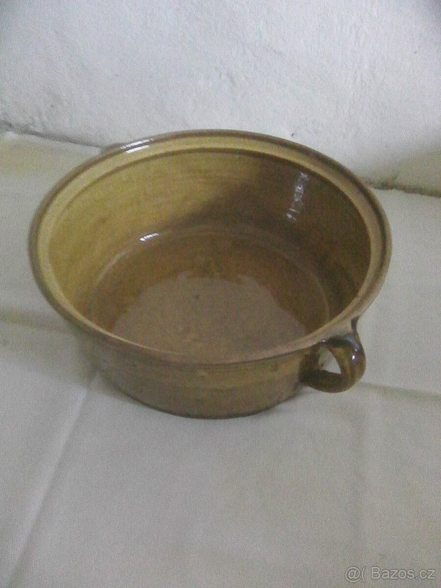 kameninová nádoba - 2