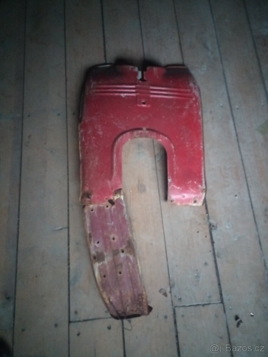 Prodam plechy na Jawa 550 - 2