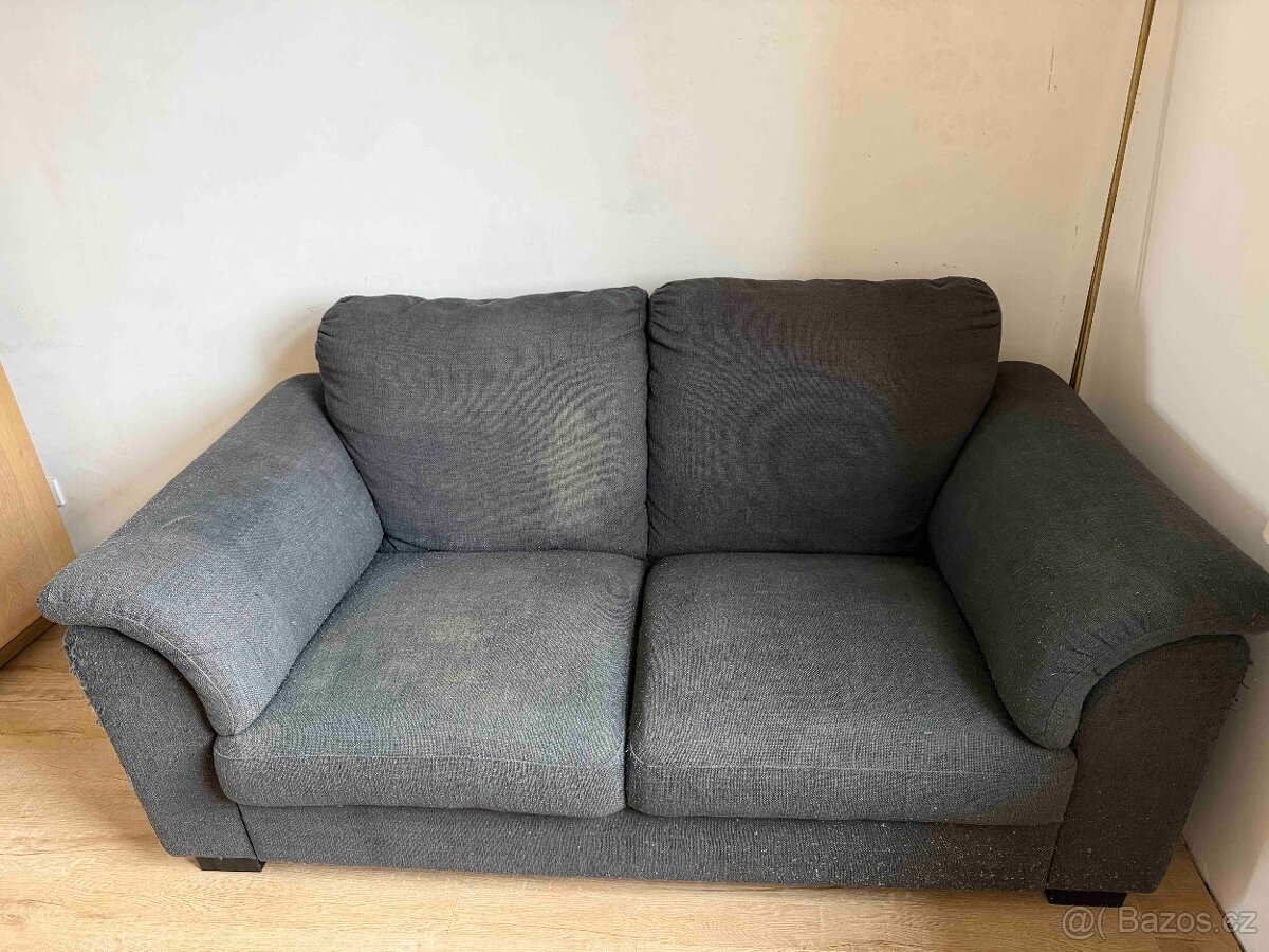 prodám malý gauč - 2