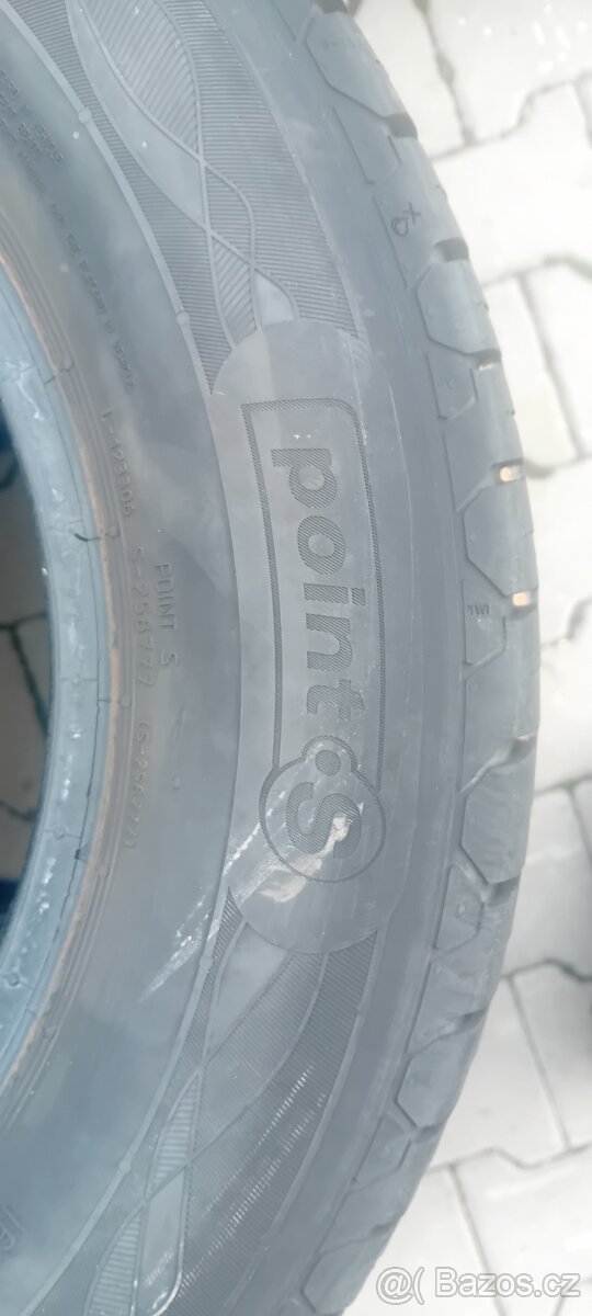 Point S 175/70 R14 - 2