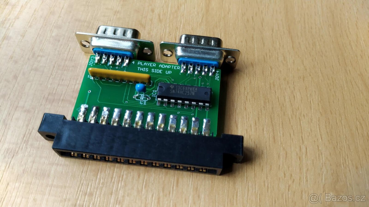 Adaptér pro 4 hráče (4 player adapter) pro C64 - 2