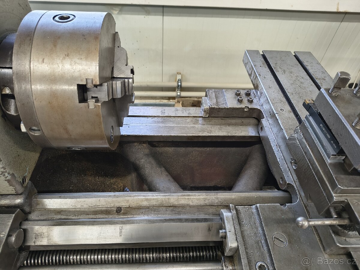 Soustruh SV18RA / 750 - 2