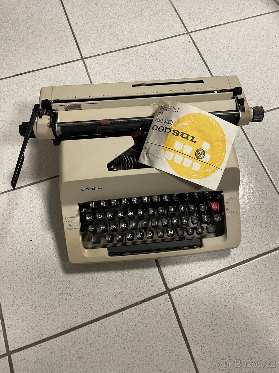 psací stroj CONSUL - 2