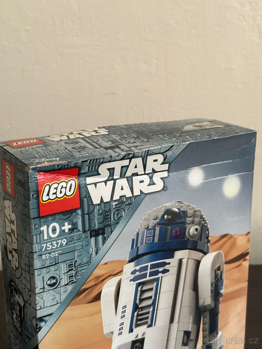 LEGO® Star Wars™ 75379 R2-D2™ - 2