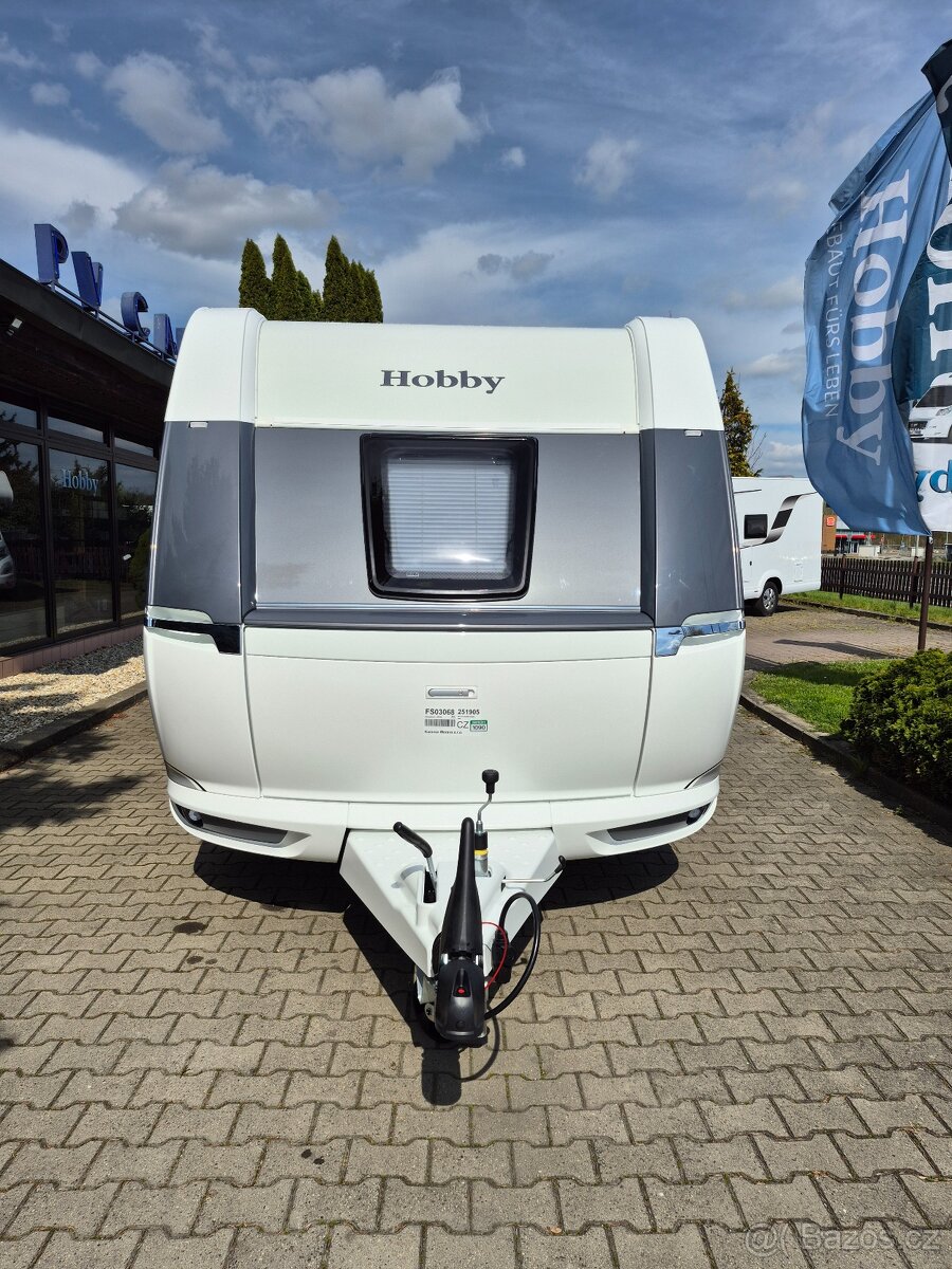 Nový obytný přívěs Hobby Excellent Edition 460 UFe - 2