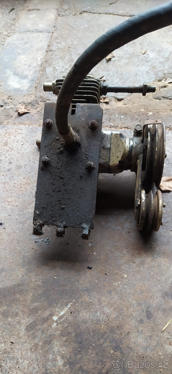 KOMPRESOR - ZETOR - 2