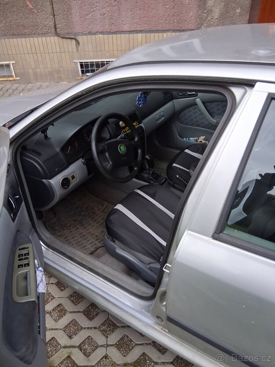 Skoda octavia combi - 2