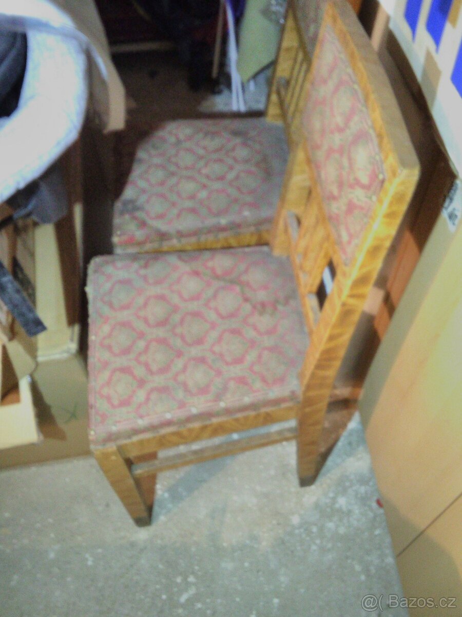 Židle - 2