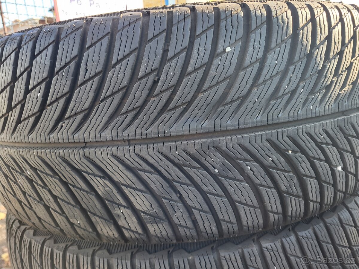 235 50 18" 101H pneu/ Michelin Alpin 5 - 2