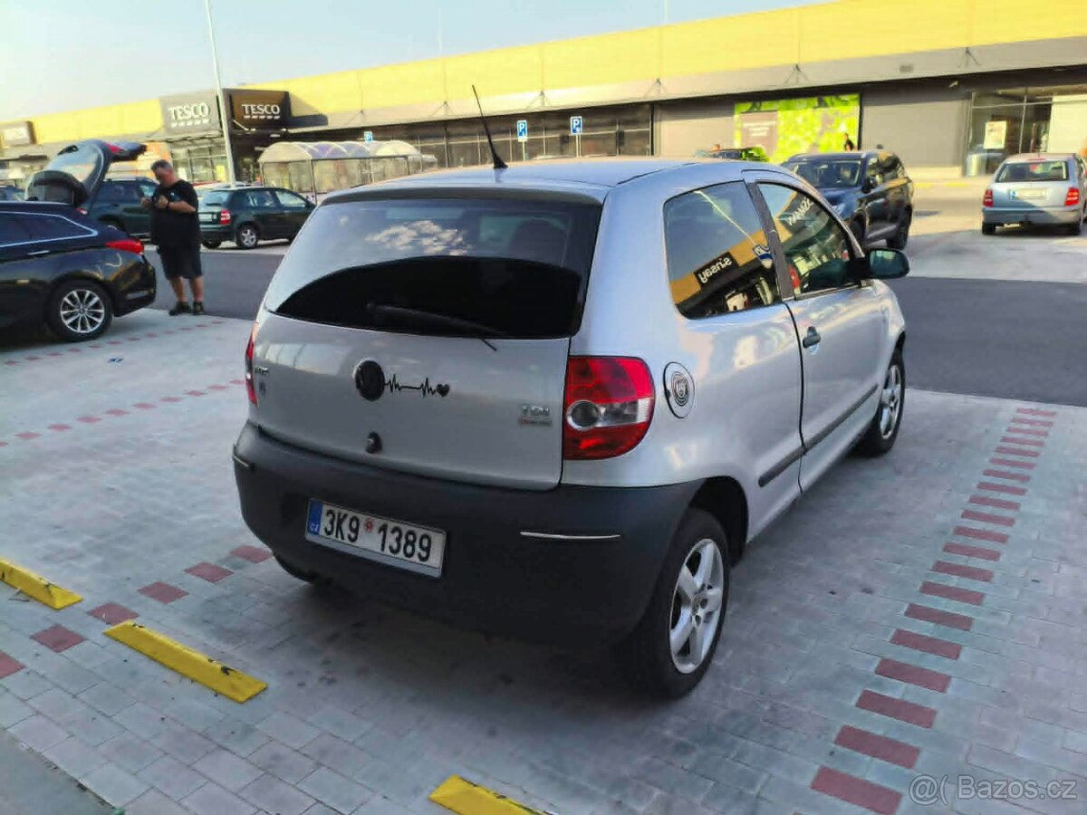 Wolkswagen Fox 1.4 tdi - 2