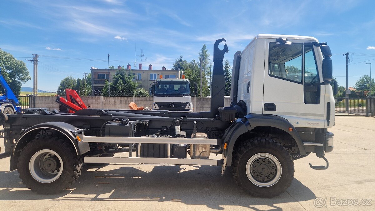 IVECO EUROCARGO, E5 4x4 hákový nosič - predám - 2